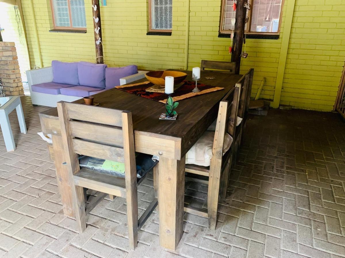 La Boheme Gastehuis Bloemfontein Luaran gambar